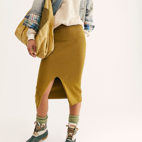 Free People Dresses & Skirts - Free People / Skyline Midi Skirt